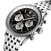 Quadrante nero con indici luminescenti e lancette a bastone del Breitling Navitimer B01 Chronograph 43 AB0138211B1A1.